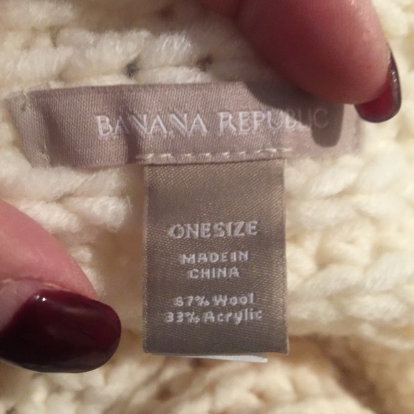 NWOT Banana Republic Infinity Scarf - Picture 3 of 4